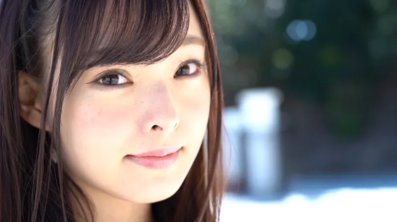 美乳/美巨乳_着エロ