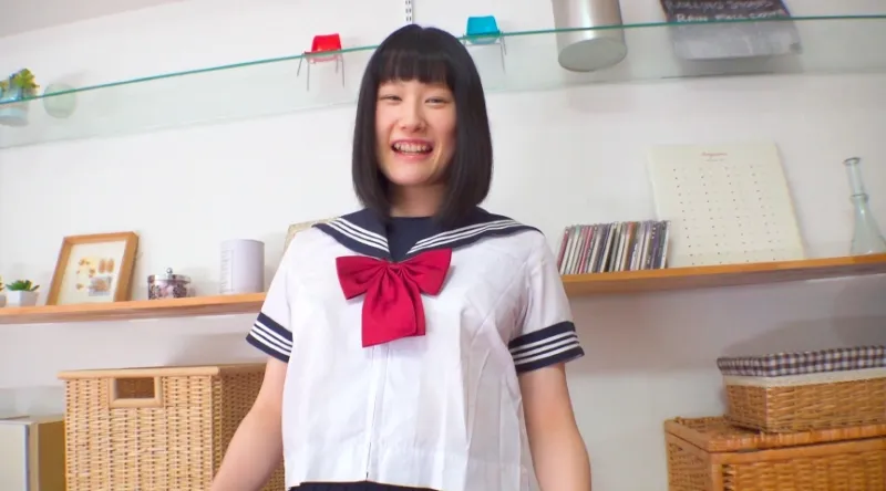 美乳/美巨乳_着エロ
