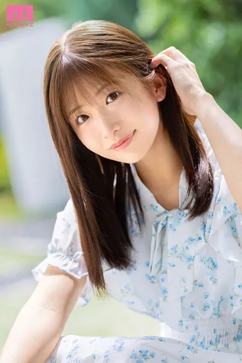 現役 女子大生 av女優